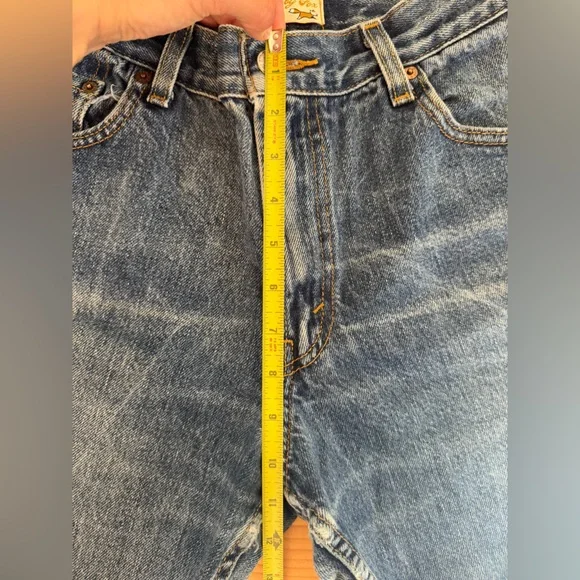 Vintage Levi’s 530’s Cutoff Shorts - Picture 6 of 7